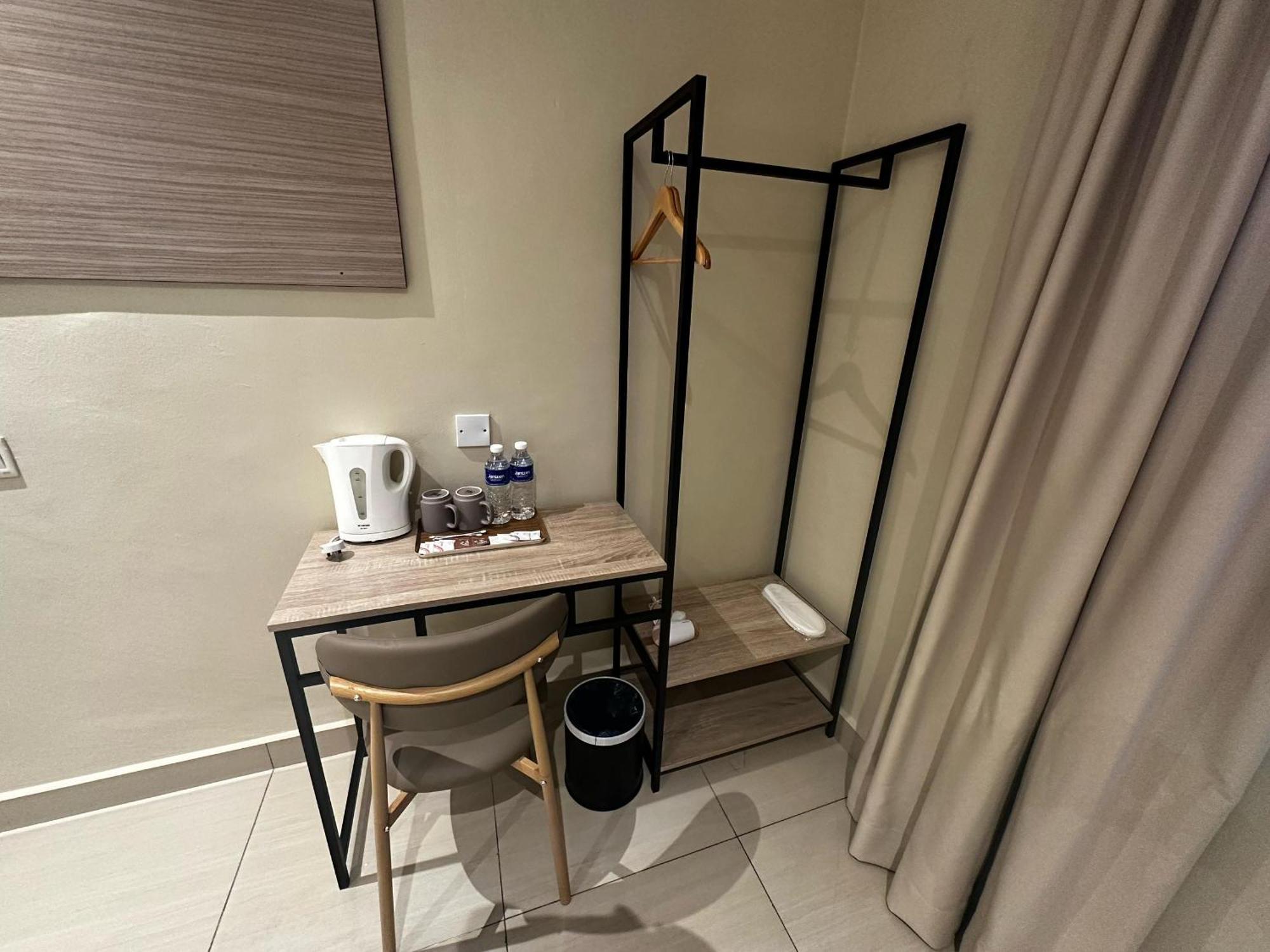 Kingston 12 - Jalan Raja Laut, Kl Hotel 3*