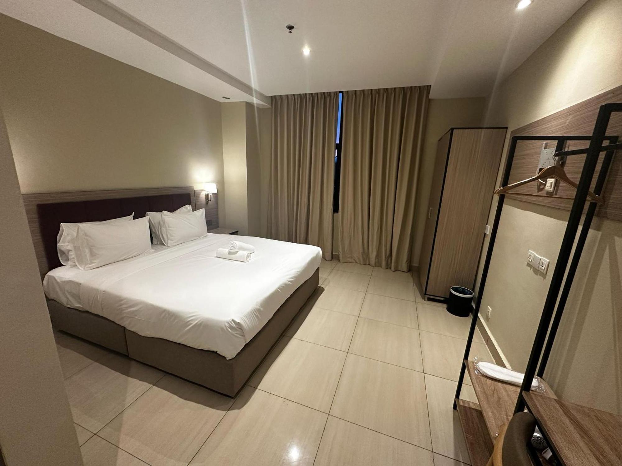Kingston 12 - Jalan Raja Laut, Kl Hotel 3*